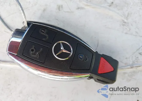 2017 Mercedes-Benz C 300 из США, поврежденный, VIN 55SWF4JB9HU218076